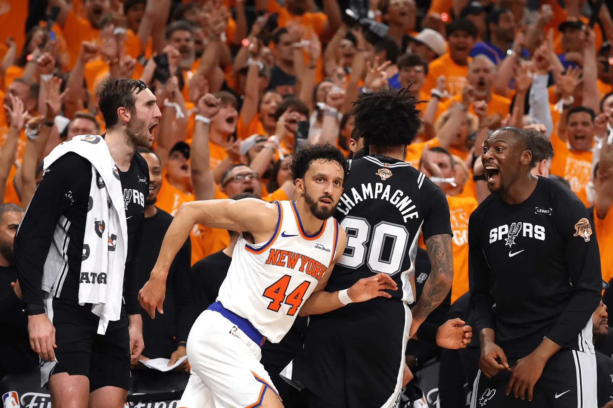 九游官网-TA：若NBA总决赛打到G6将会与世界杯撞期，纽约交通面临考验